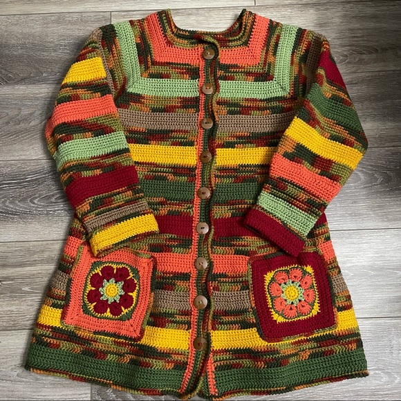 Vintage Sweaters - Vintage hand knit chunky one of a kind floral sweater cardigan size medium